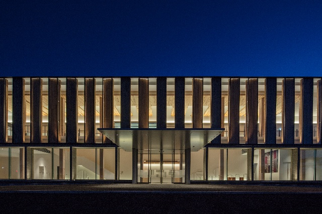 図２　ファサード