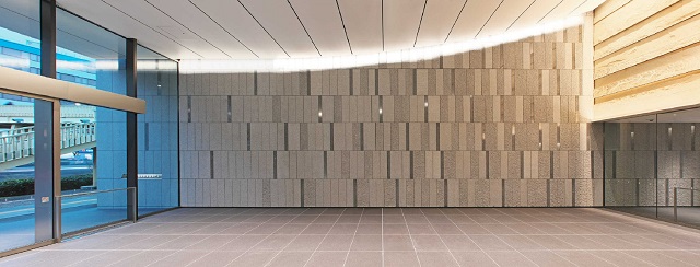 図１　1階エントランスホール