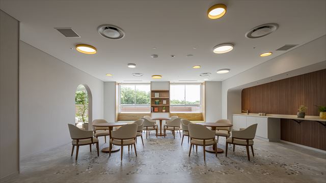 図３　カフェテリア