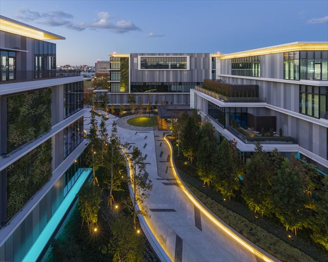 図３　足元間接照明