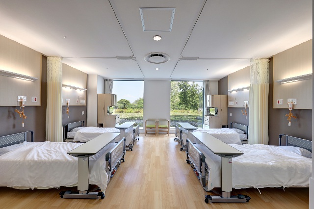 図４　1階結核病棟4床室