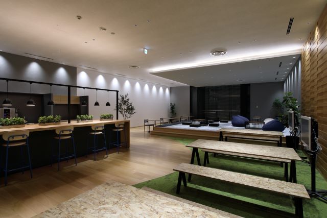 図４　3階交流ラウンジ
ほとり