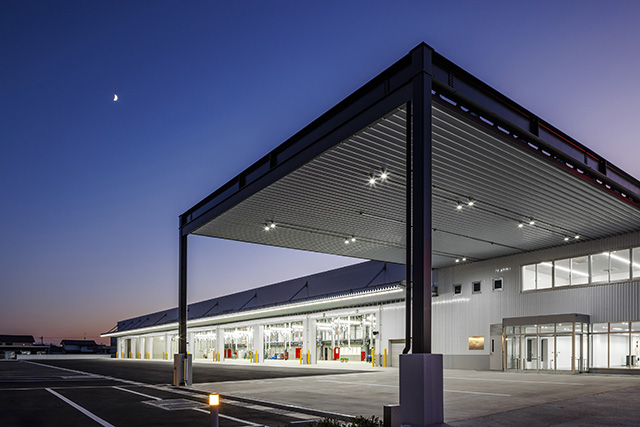 図２　大庇・キャノピー