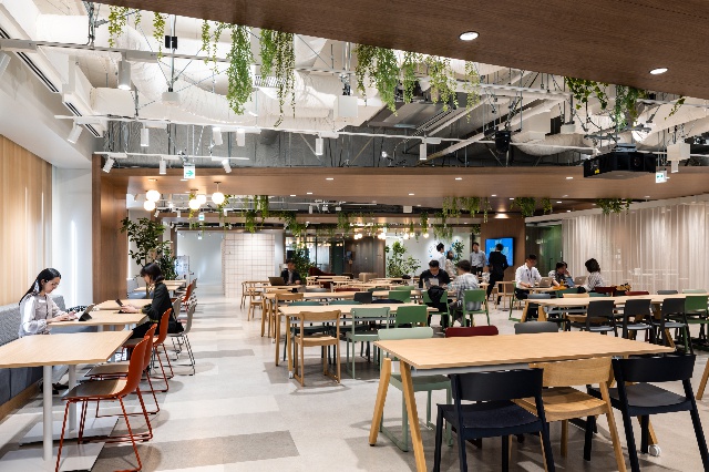 図２　社内外共創スペース