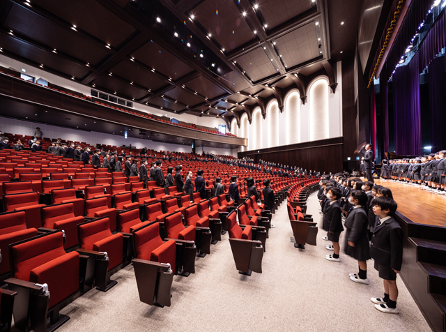 図２　講堂大ホール